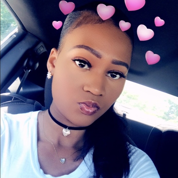 Meet your Posher, Cherrita - Picture 1 of 1